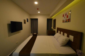 Royal Inn Residence